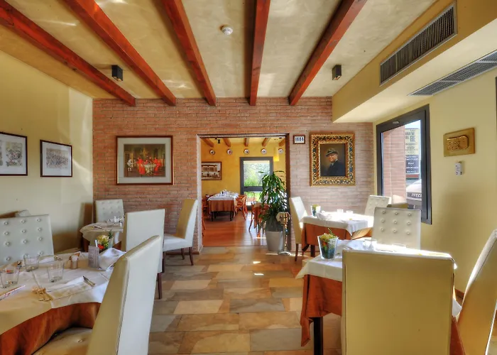 Real Fini Baia Del Re Hotell