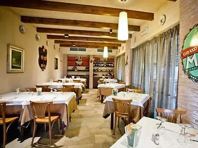 Real Fini Baia Del Re Szálloda San Donnino della Nizzola