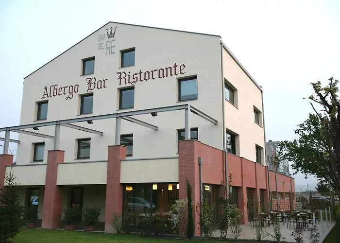 レアル フィニ バイア デル レ ホテル 4*