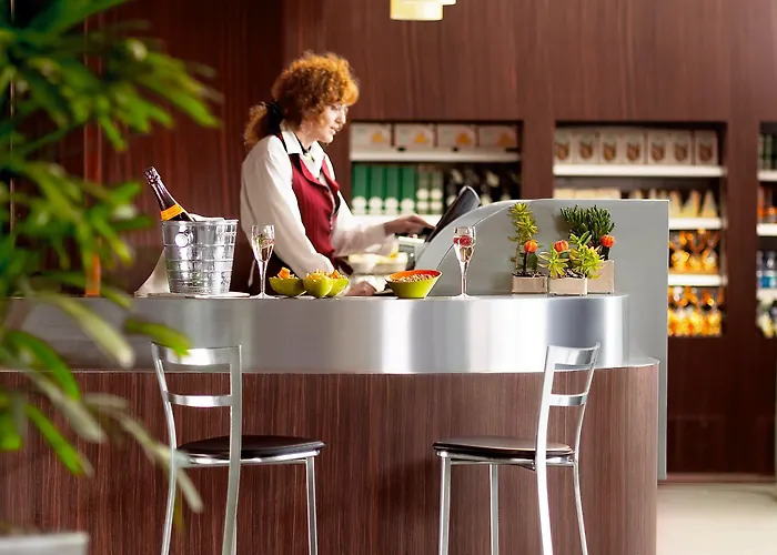 ホテル レアル フィニ バイア デル レ 4*