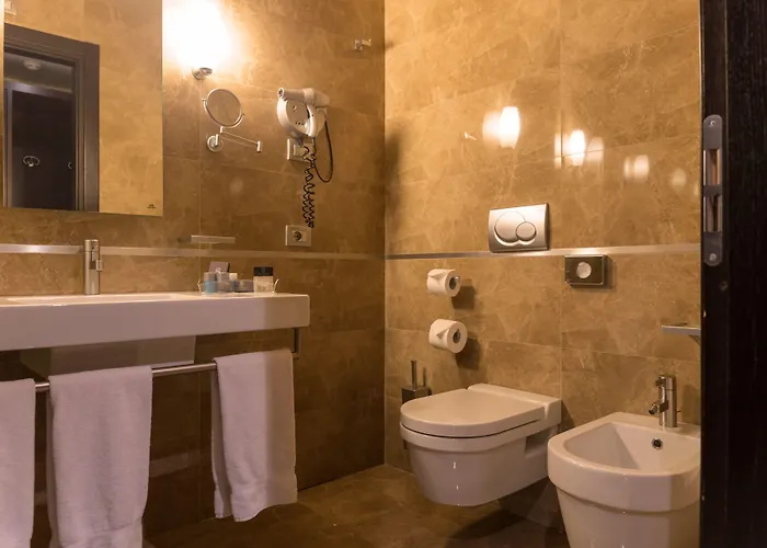 レアル フィニ バイア デル レ 4*